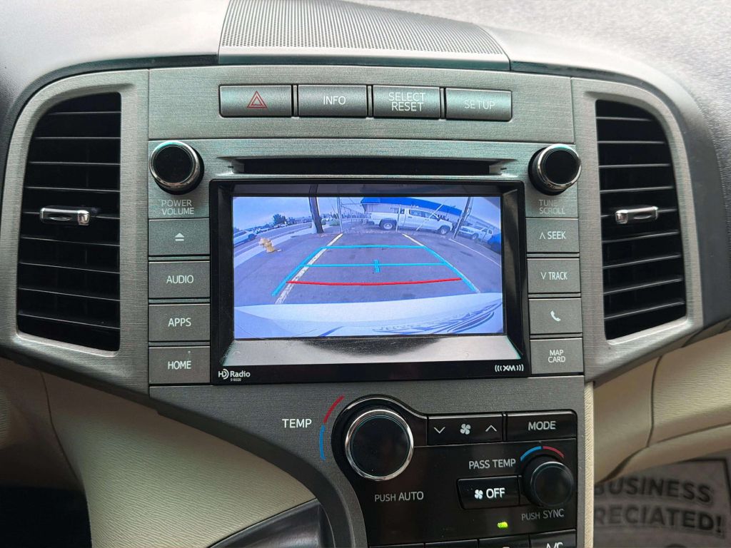 Photo 26 of this TOYOTA VENZA