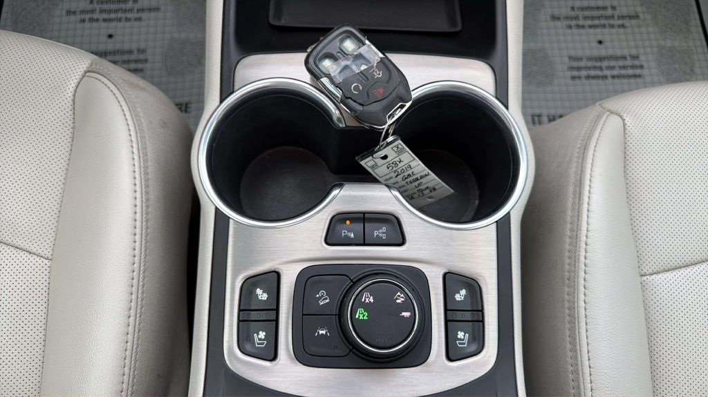 Photo 25 of this GMC TERRAIN