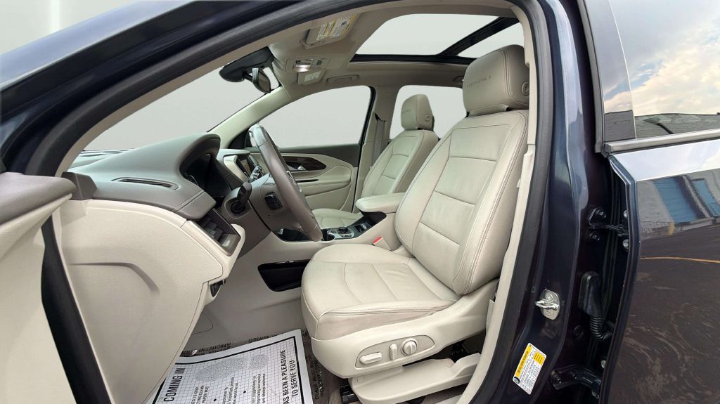 Photo 32 of this GMC TERRAIN