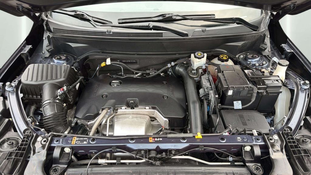 Photo 33 of this GMC TERRAIN