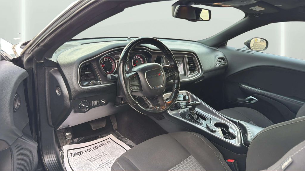 Photo 17 of this DODGE CHALLENGER