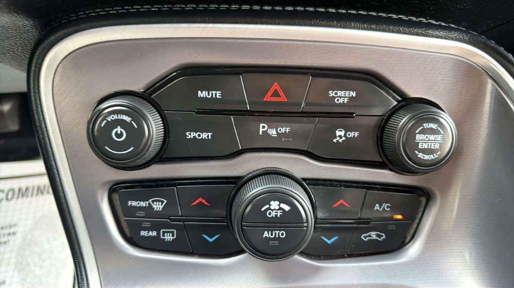 Photo 25 of this DODGE CHALLENGER