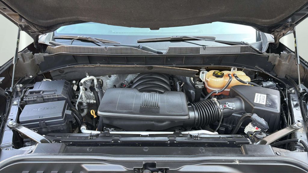 Photo 29 of this CHEVROLET SILVERADO 1500