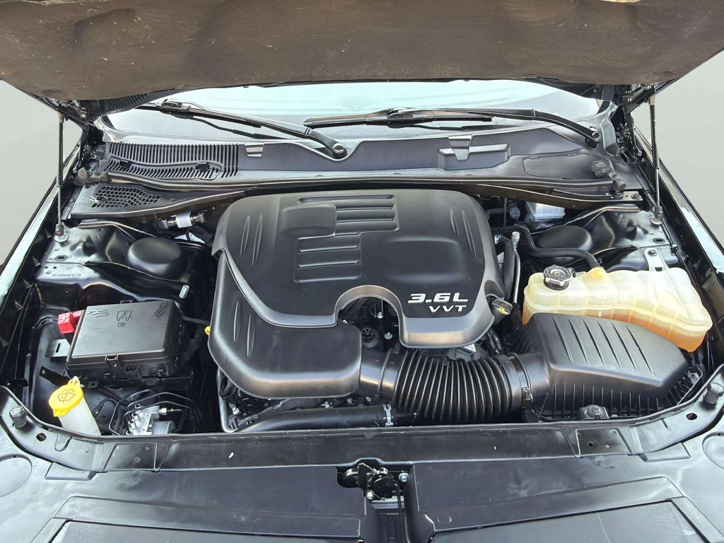 Photo 22 of this DODGE CHALLENGER