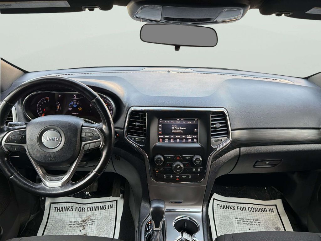 Photo 15 of this JEEP GRAND CHEROKEE