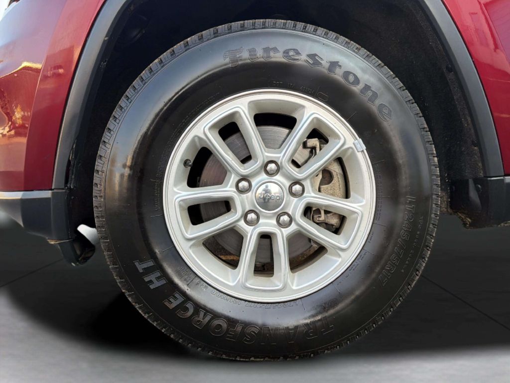 Photo 25 of this JEEP GRAND CHEROKEE