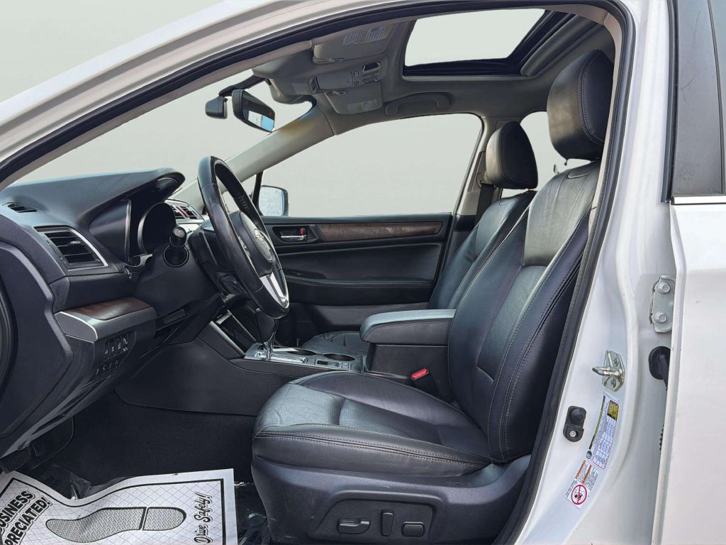Photo 12 of this SUBARU OUTBACK