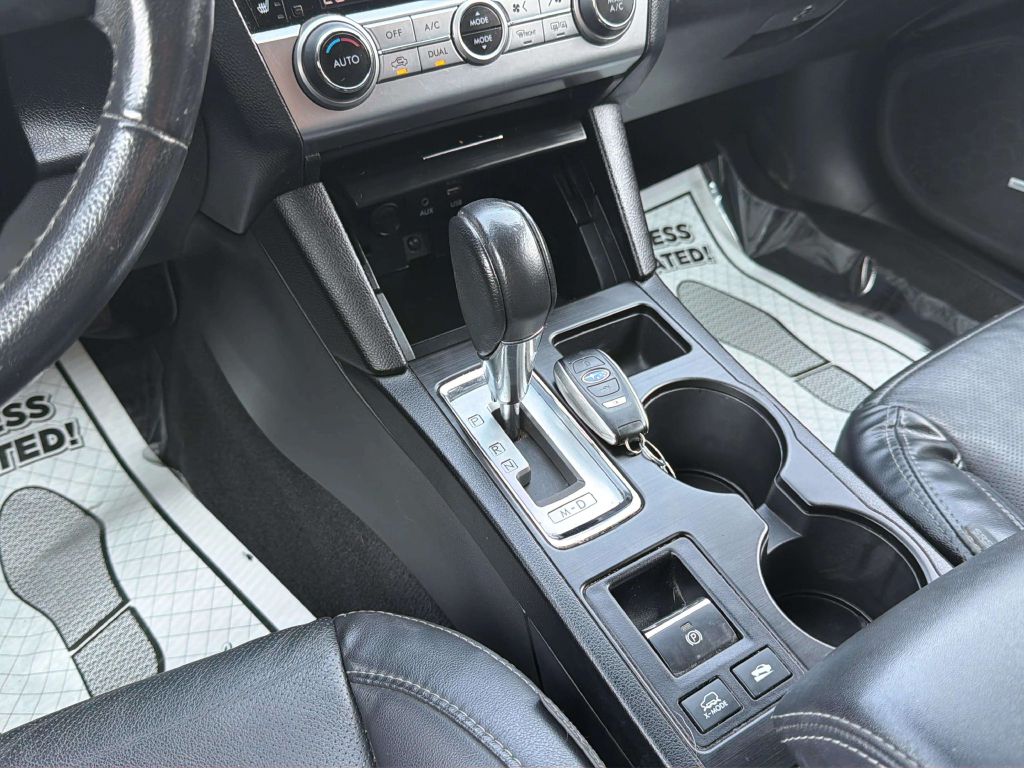 Photo 22 of this SUBARU OUTBACK