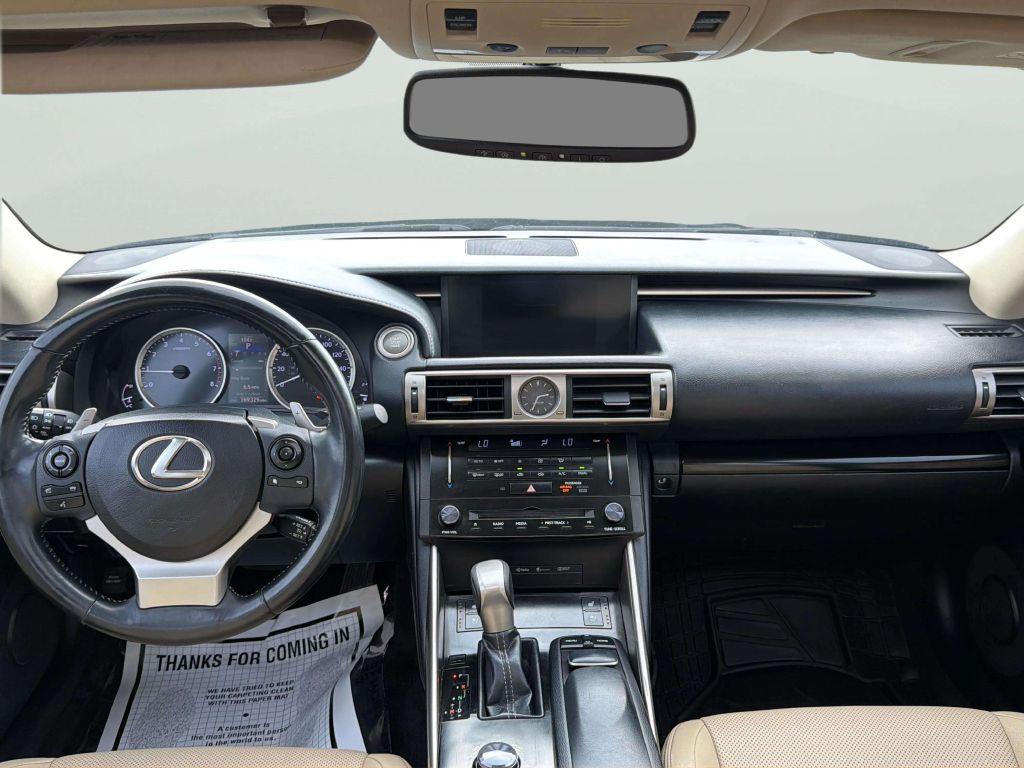 Photo 17 of this LEXUS IS 250