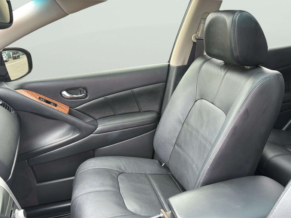 Photo 15 of this NISSAN MURANO