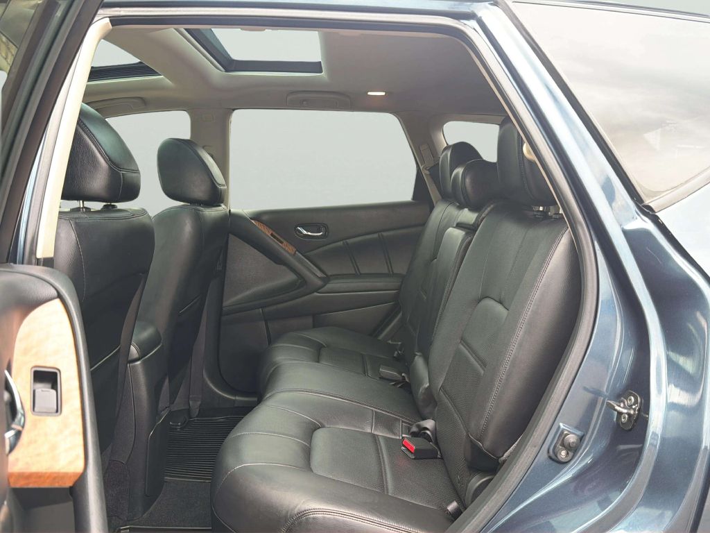Photo 19 of this NISSAN MURANO