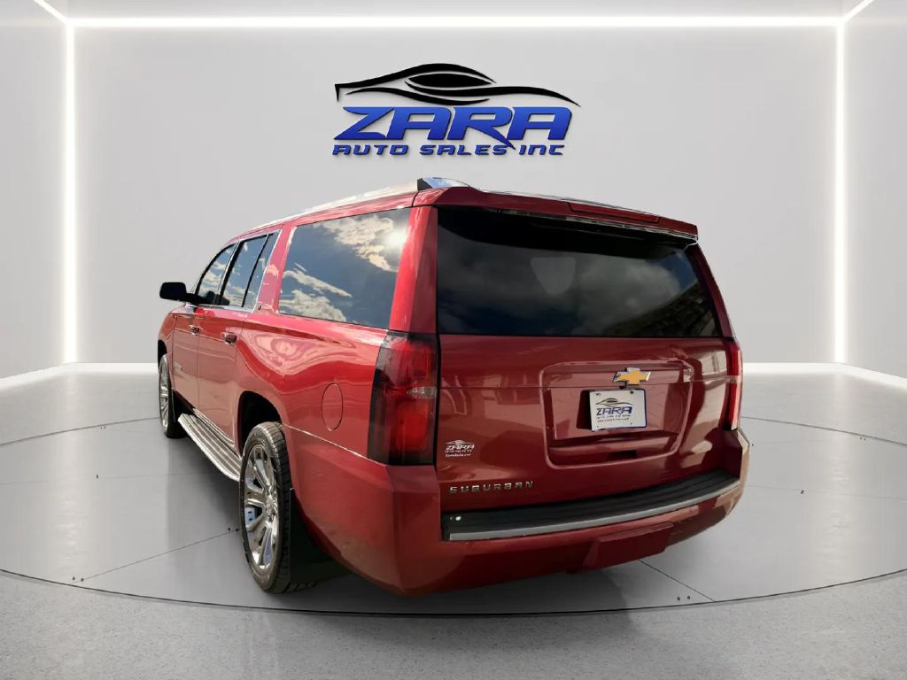 Photo 4 of this CHEVROLET SUBURBAN