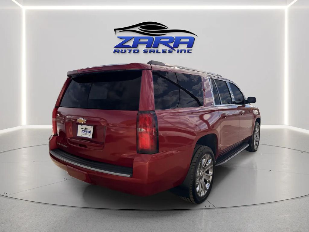 Photo 6 of this CHEVROLET SUBURBAN