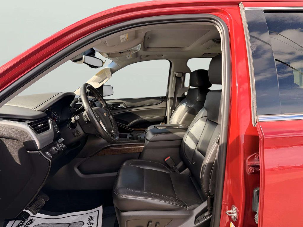 Photo 12 of this CHEVROLET SUBURBAN
