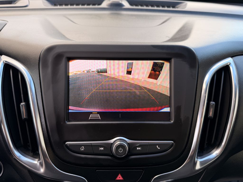 Photo 23 of this CHEVROLET EQUINOX