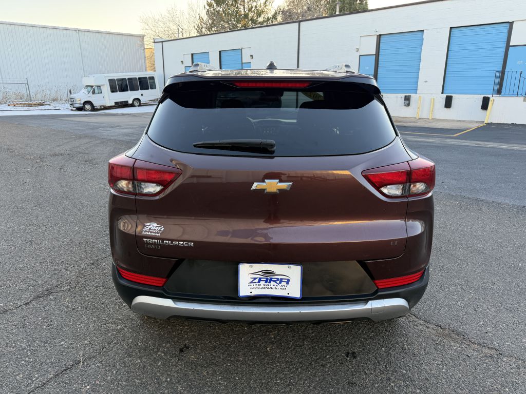 Photo 6 of this CHEVROLET TRAILBLAZER