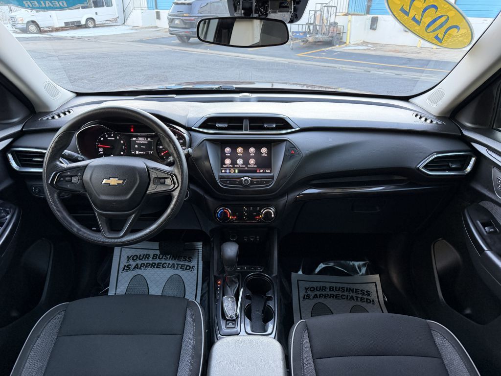 Photo 17 of this CHEVROLET TRAILBLAZER