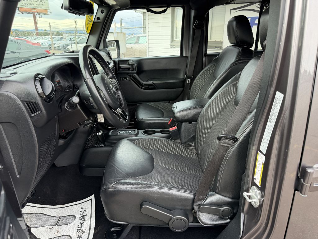 Photo 12 of this JEEP WRANGLER UNLIMI