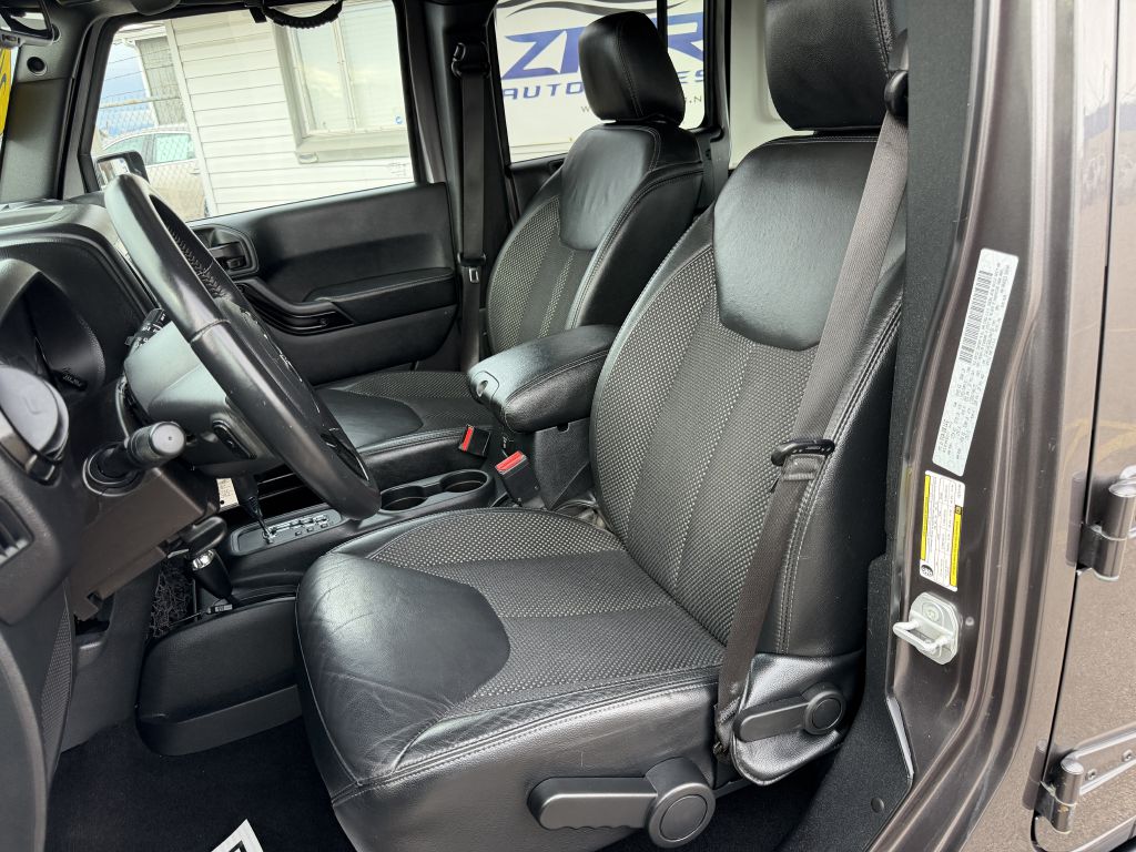 Photo 13 of this JEEP WRANGLER UNLIMI