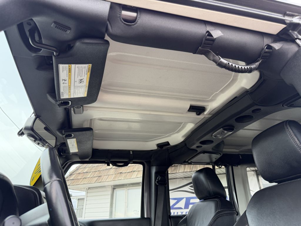 Photo 17 of this JEEP WRANGLER UNLIMI