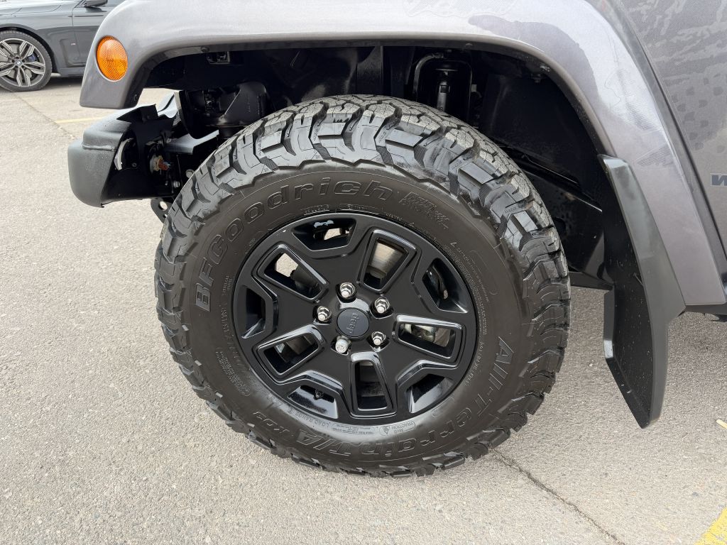 Photo 31 of this JEEP WRANGLER UNLIMI