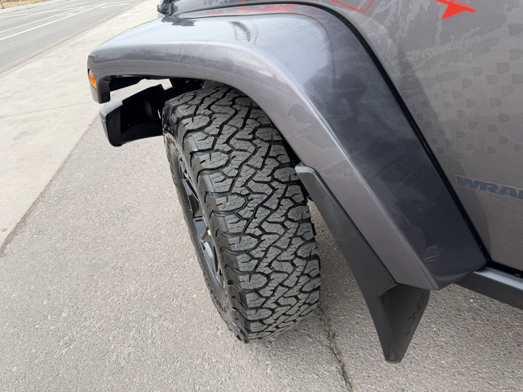Photo 32 of this JEEP WRANGLER UNLIMI