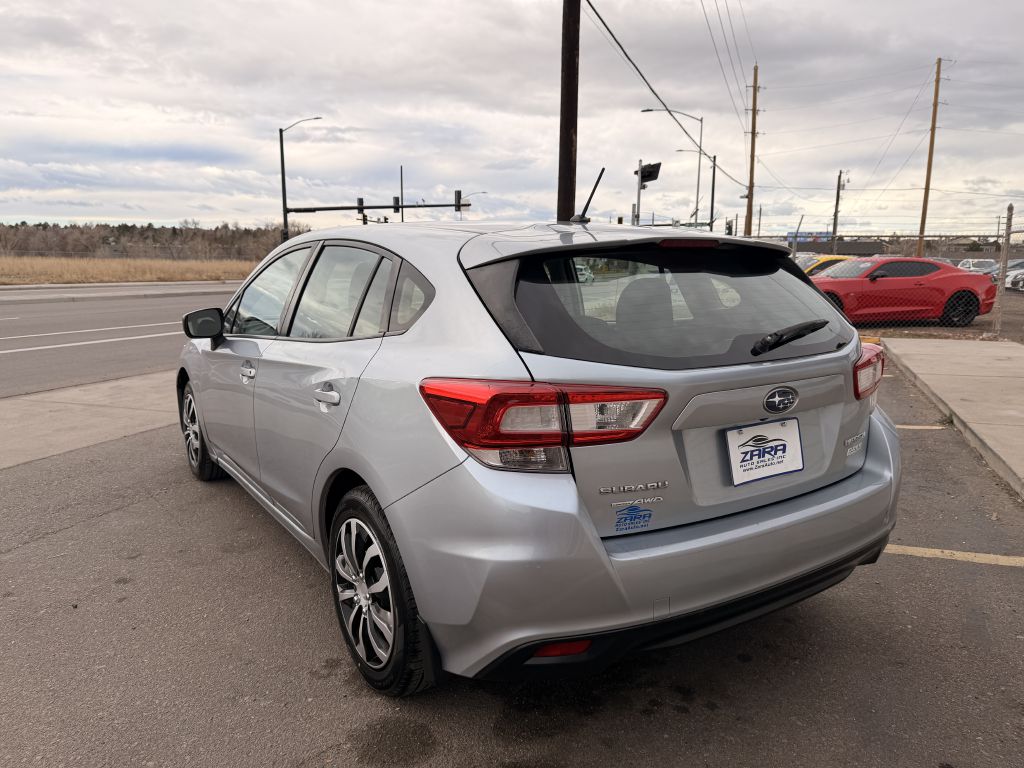 Photo 5 of this SUBARU IMPREZA