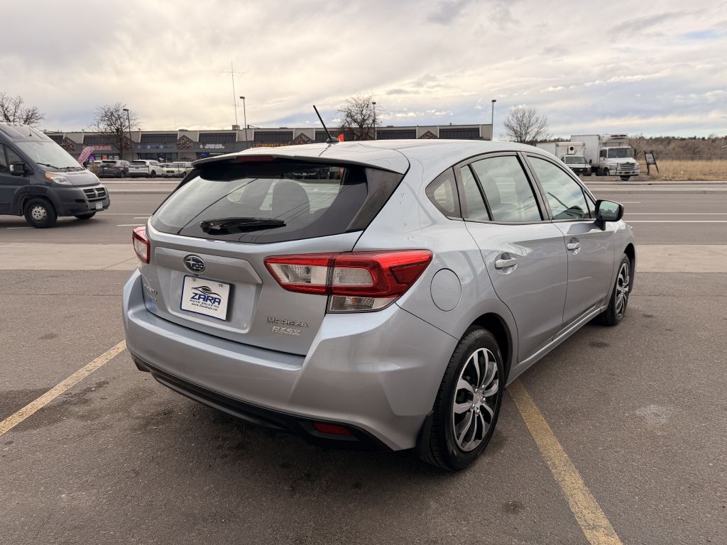 Photo 7 of this SUBARU IMPREZA