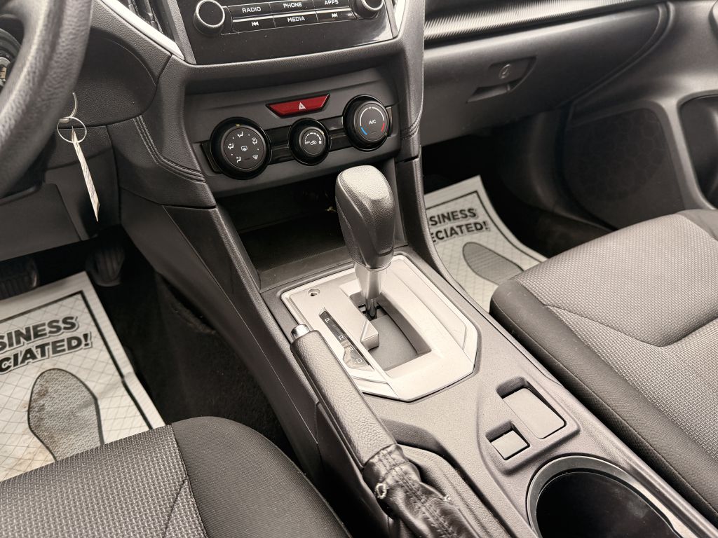 Photo 19 of this SUBARU IMPREZA