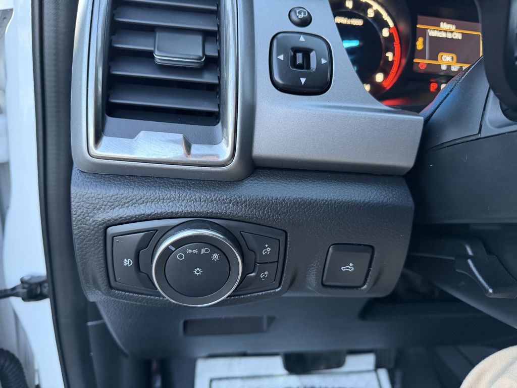 Photo 23 of this FORD RANGER