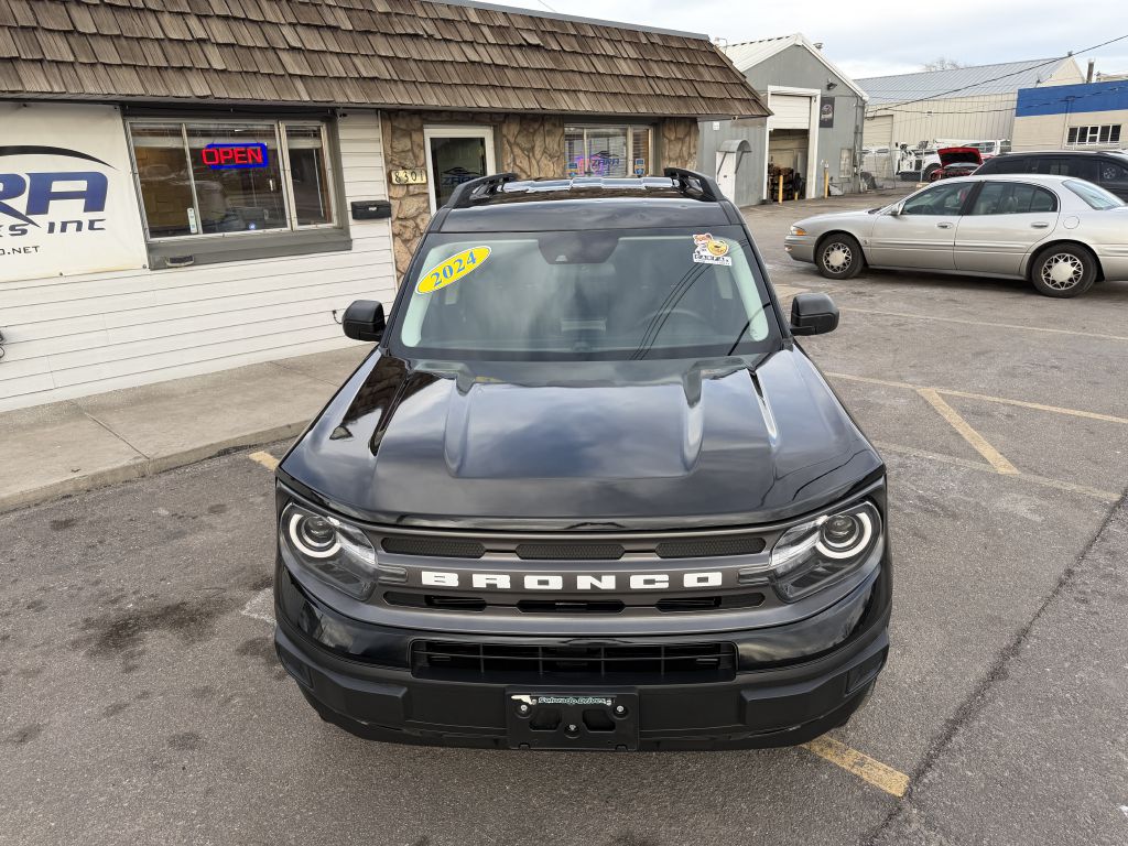 Photo 10 of this FORD BRONCO SPORT