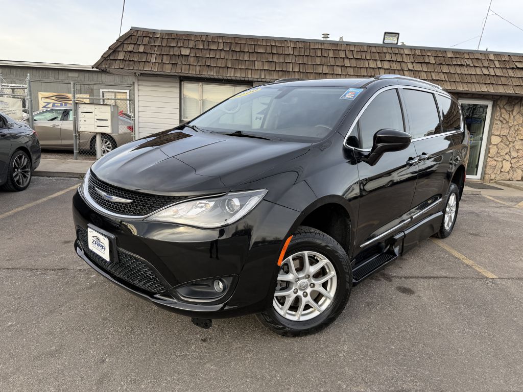 2020 CHRYSLER PACIFICA