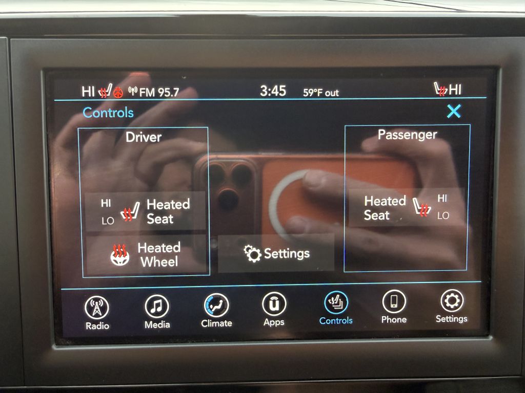 Photo 30 of this CHRYSLER PACIFICA