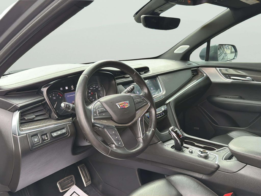 Photo 11 of this CADILLAC XT5