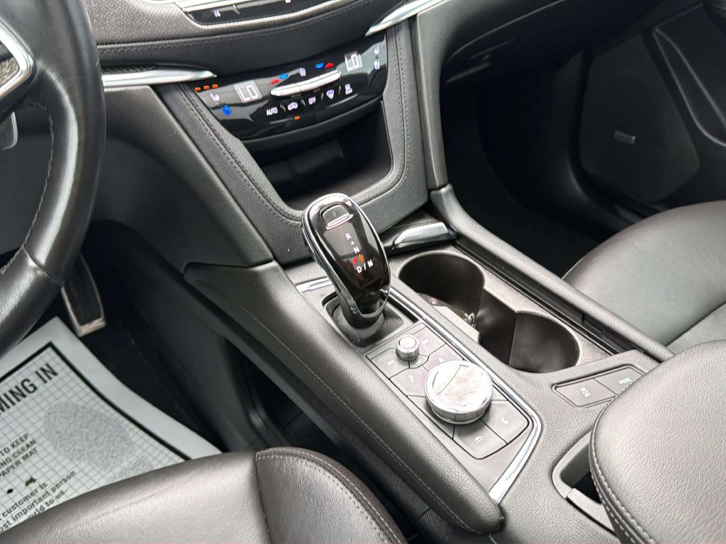 Photo 25 of this CADILLAC XT5