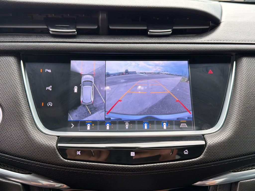 Photo 33 of this CADILLAC XT5