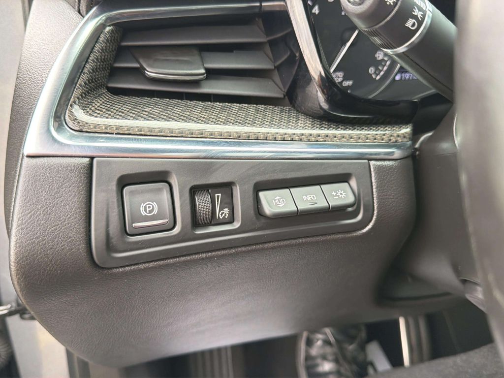 Photo 35 of this CADILLAC XT5