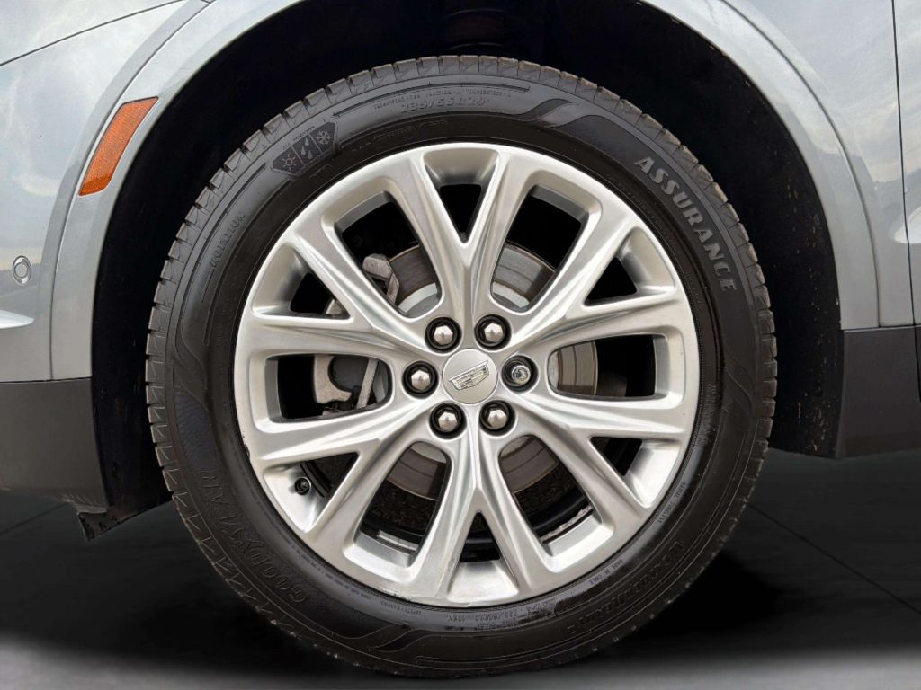 Photo 38 of this CADILLAC XT5
