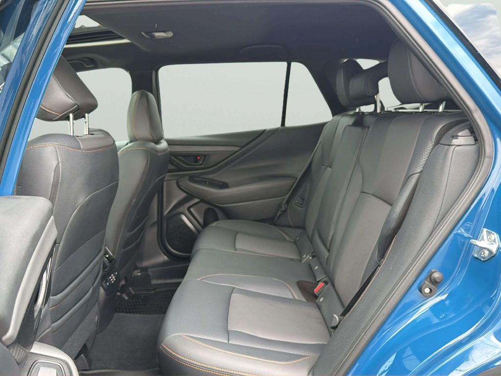 Photo 16 of this SUBARU OUTBACK