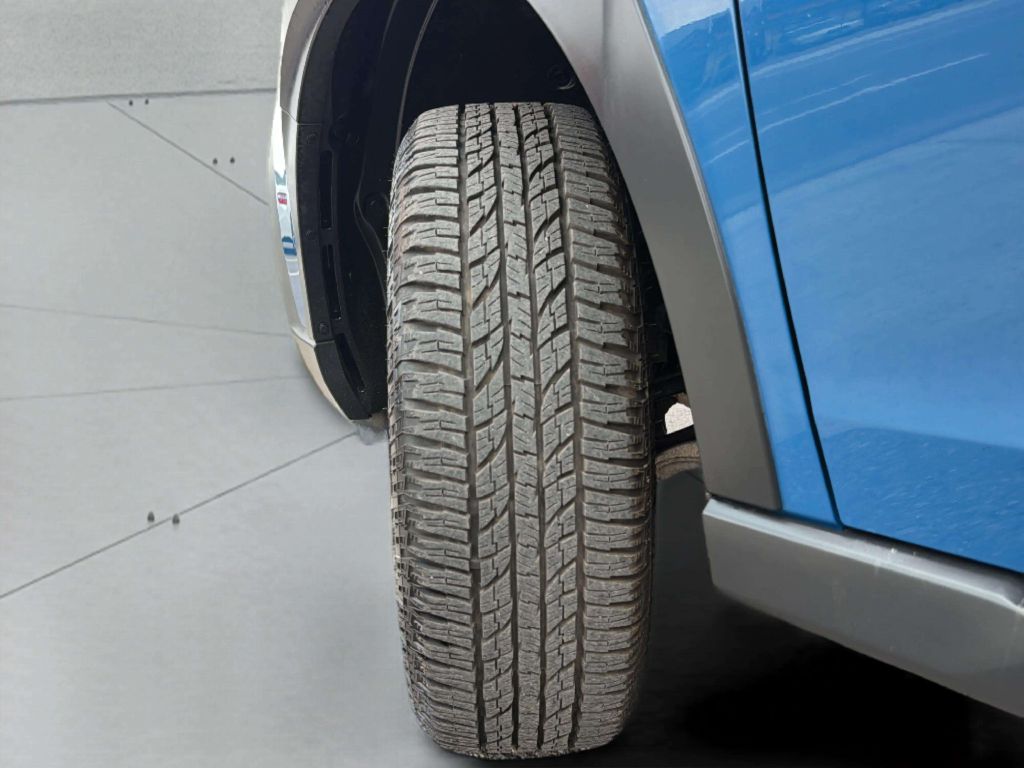 Photo 35 of this SUBARU OUTBACK