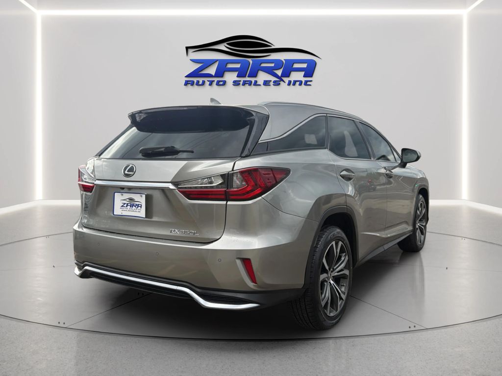 Photo 7 of this LEXUS RX 350L