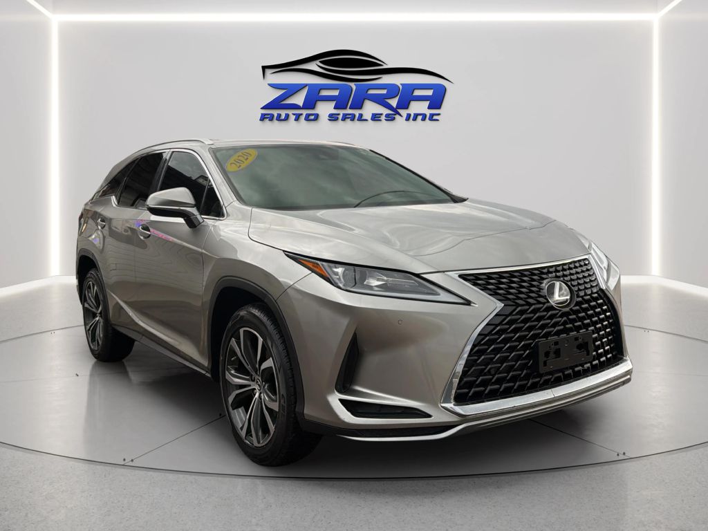 Photo 9 of this LEXUS RX 350L