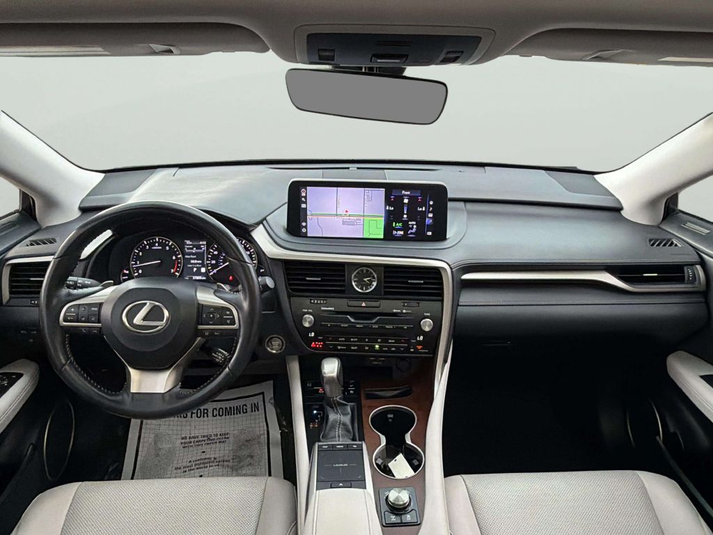 Photo 20 of this LEXUS RX 350L