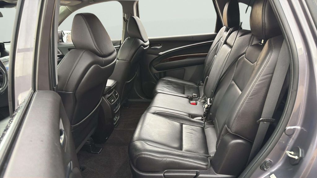 Photo 20 of this ACURA MDX