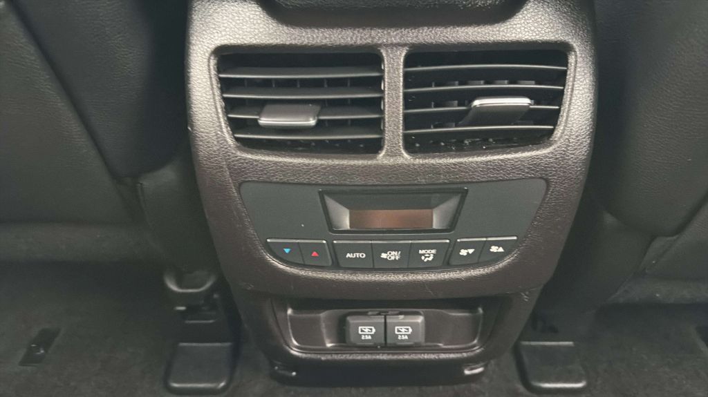 Photo 22 of this ACURA MDX