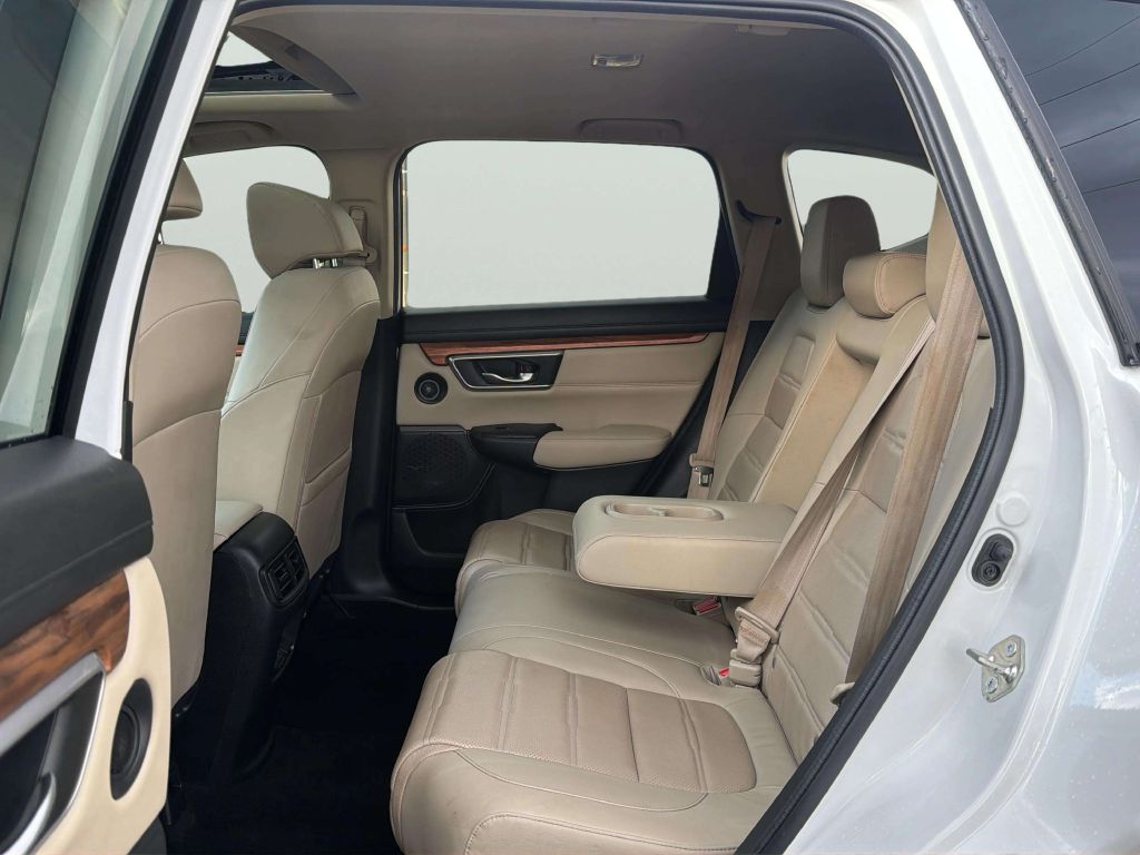 Photo 16 of this HONDA CR-V