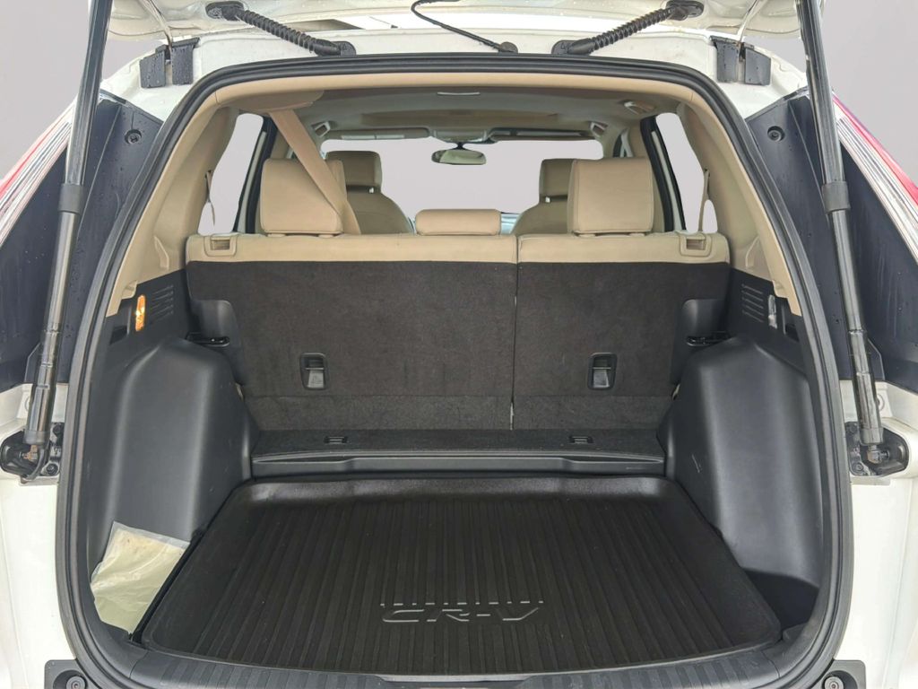 Photo 27 of this HONDA CR-V