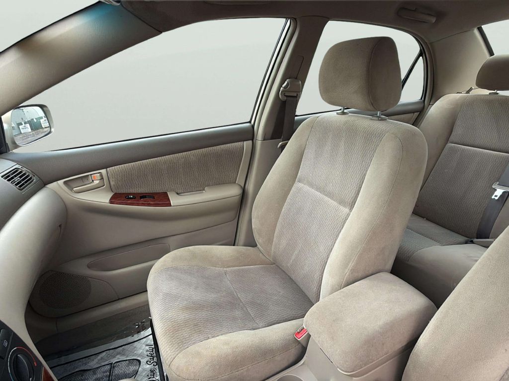 Photo 13 of this TOYOTA COROLLA