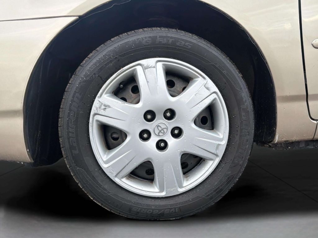 Photo 24 of this TOYOTA COROLLA