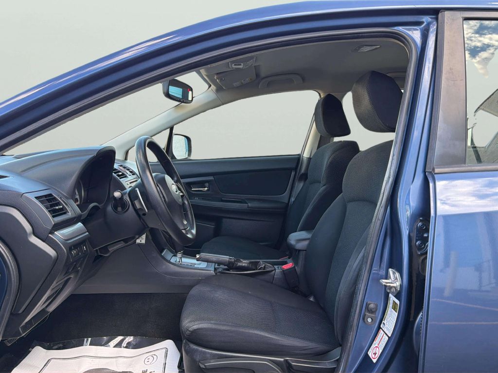 Photo 11 of this SUBARU IMPREZA
